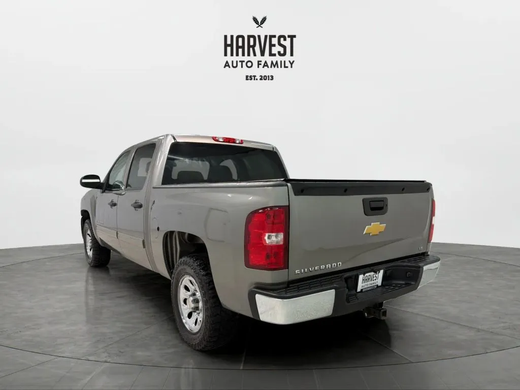 Chevrolet Silverado photo 4