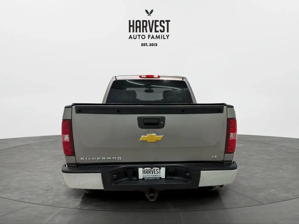 Chevrolet Silverado photo 5