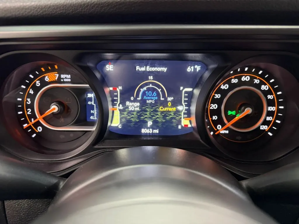 Jeep Wrangler photo 21