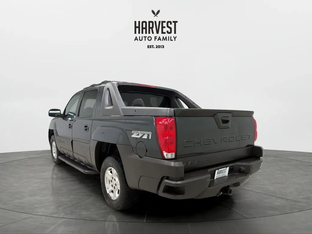Chevrolet Avalanche photo 4