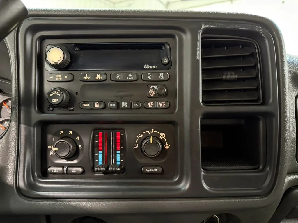 Chevrolet Avalanche photo 21