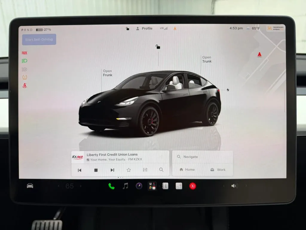 Tesla Model Y photo 21