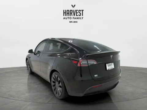 More photos of 2025 Tesla Model Y Performance Sport Utility 4D at Harvest Auto Family, NE