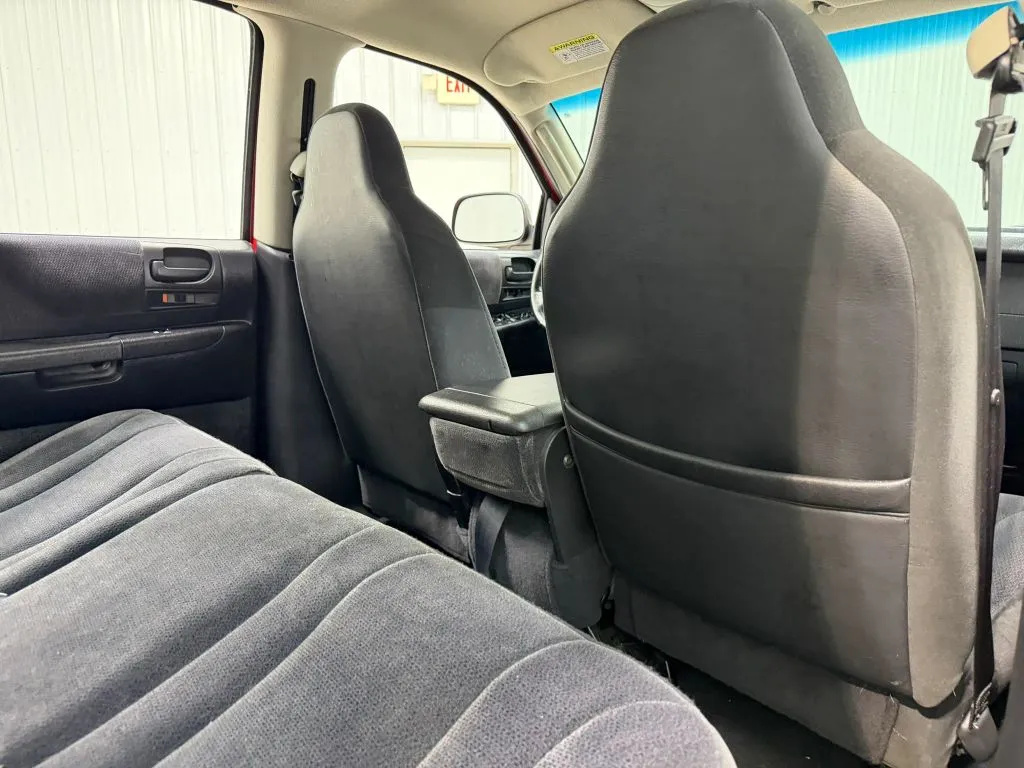 Dodge Dakota photo 18