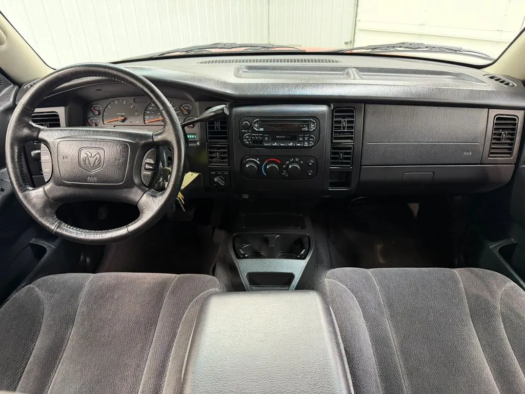 Dodge Dakota photo 13