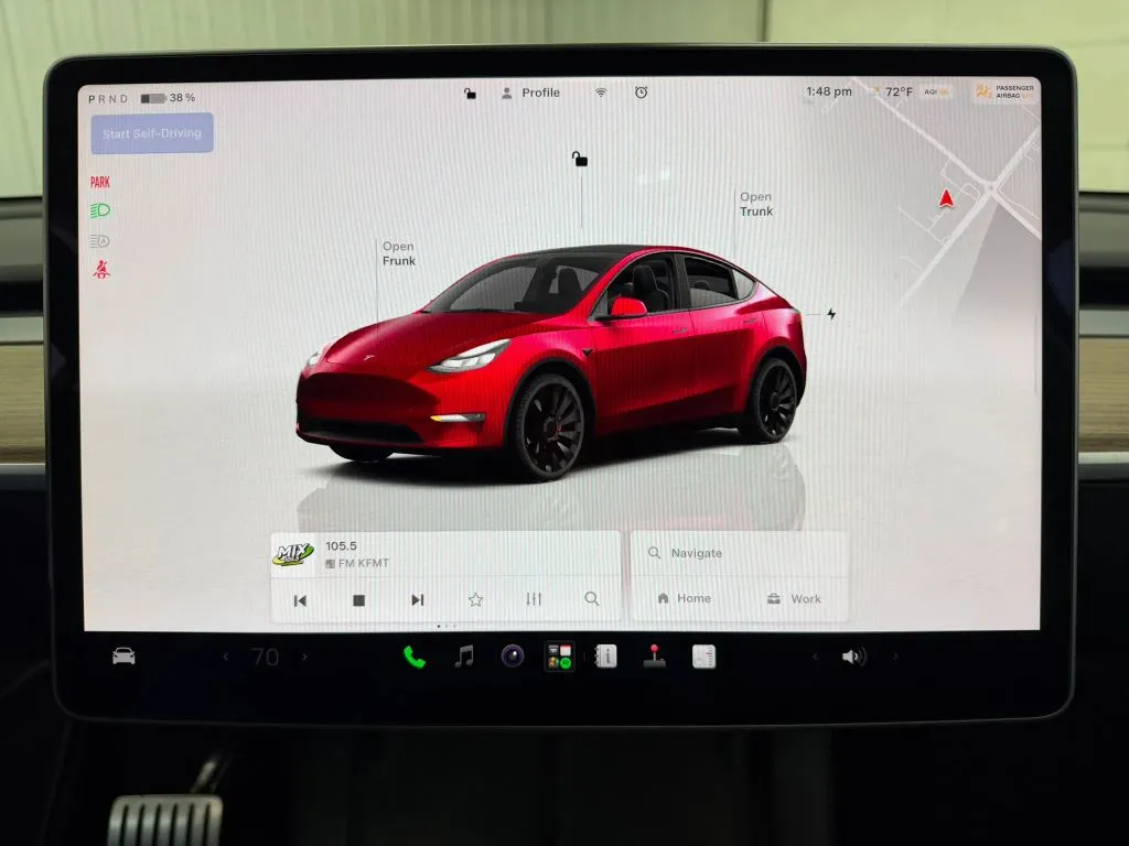 Tesla Model Y photo 22
