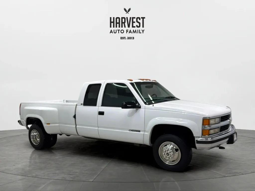 Chevrolet 3500 photo 9
