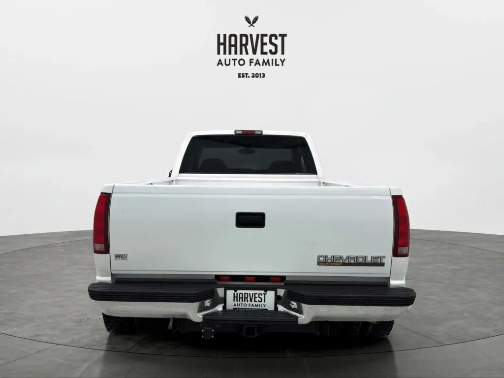 Chevrolet 3500 photo 5