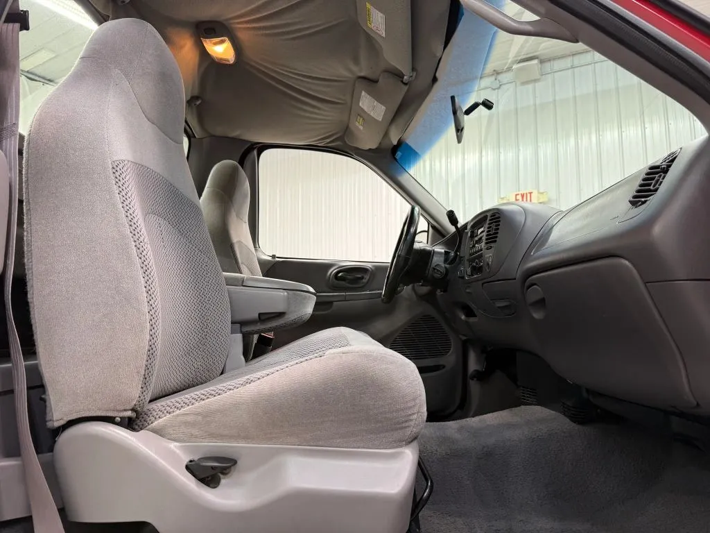 Ford F-150 photo 15