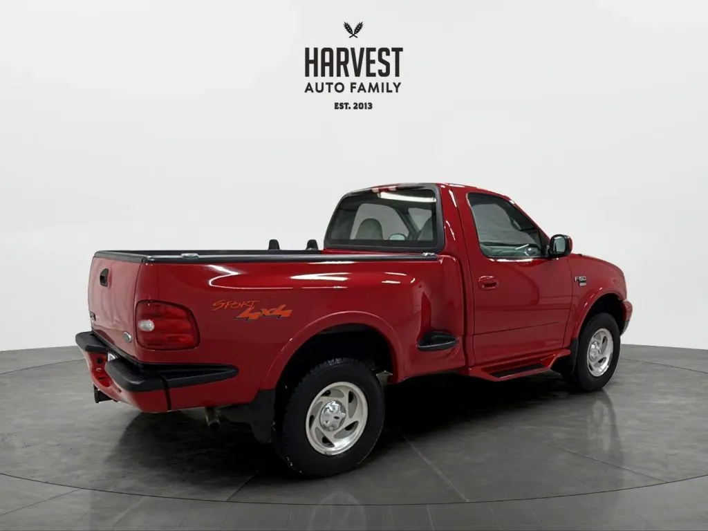 Ford F-150 photo 7