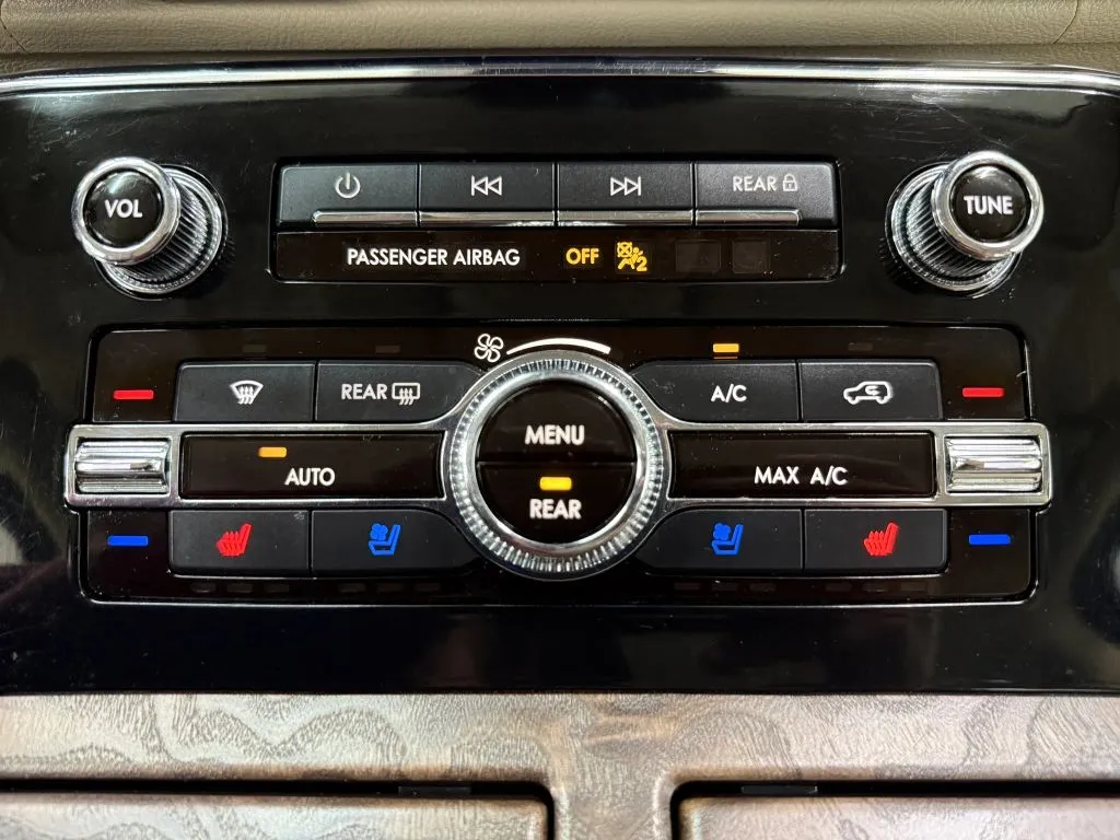 Lincoln Navigator L photo 26