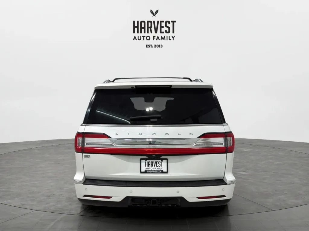 Lincoln Navigator L photo 5
