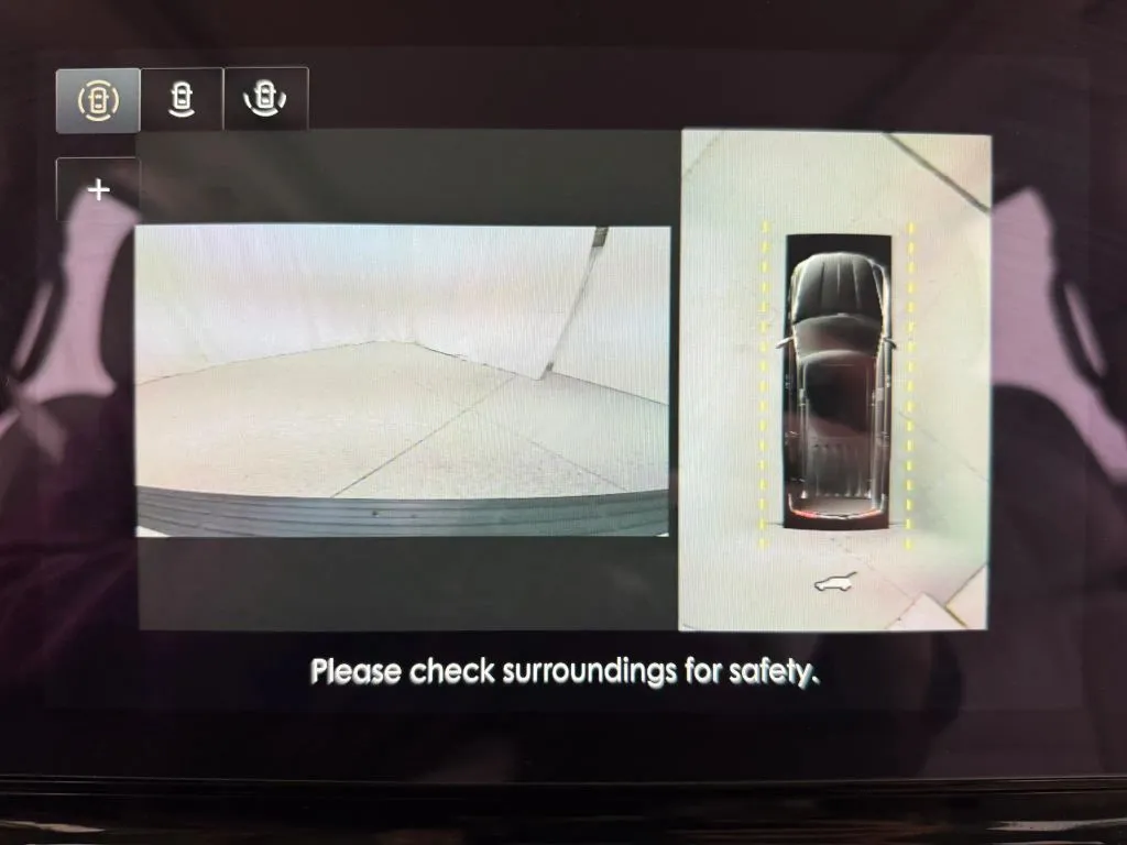Lincoln Navigator L photo 28