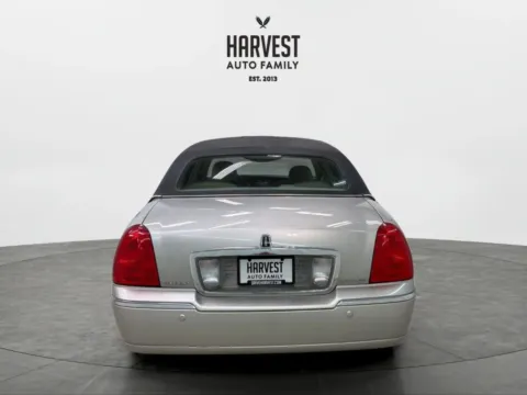 More photos of 2004 Lincoln Town Car Ultimate Sedan 4D at Harvest Auto Family, NE