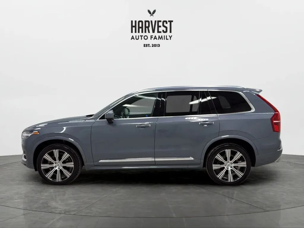 Volvo XC90 photo 2