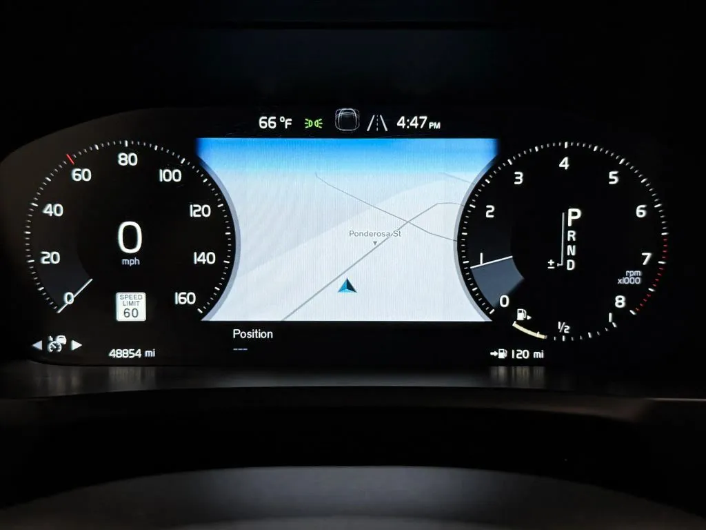 Volvo XC90 photo 24