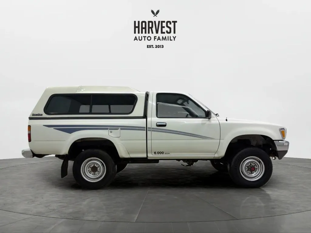 Toyota Pick-Up photo 8