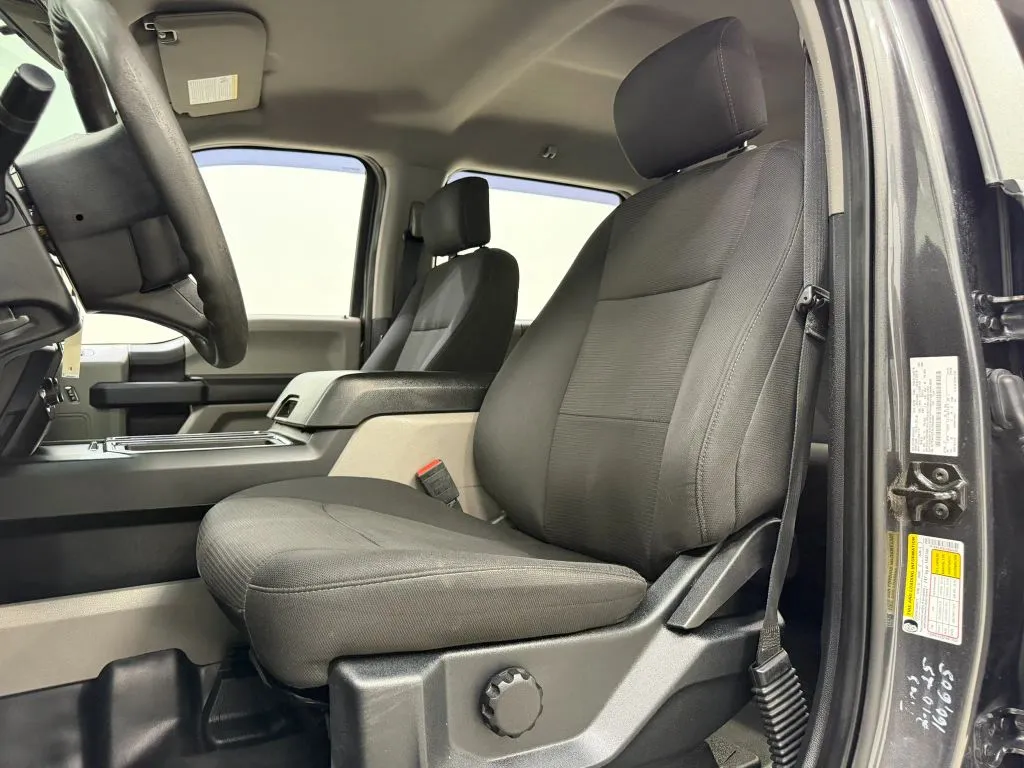 Ford F-150 photo 15