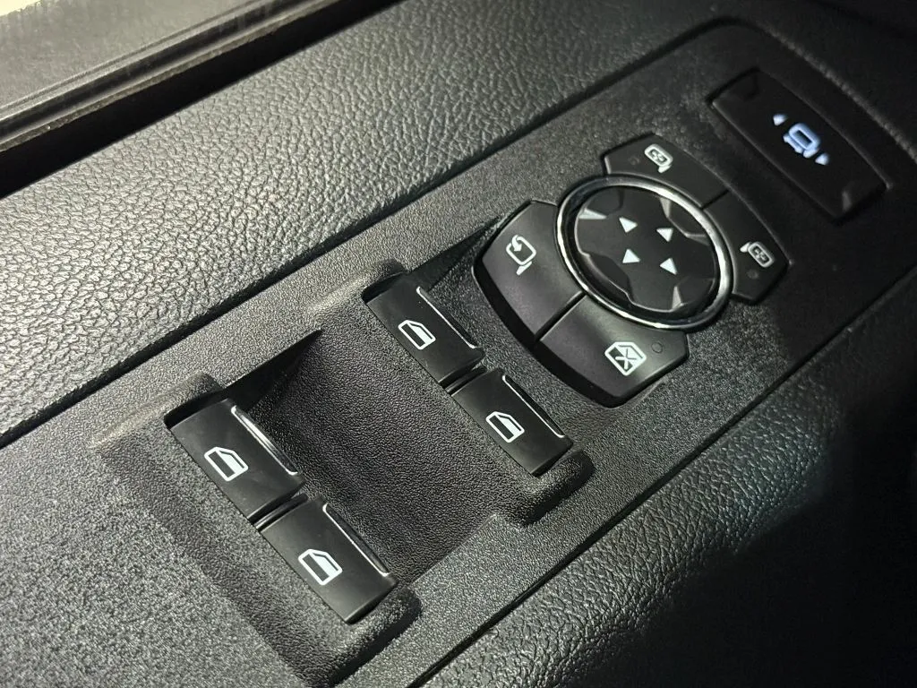 Ford F-350 photo 29