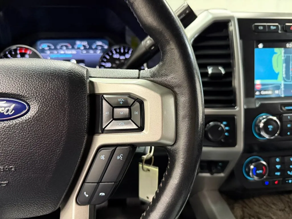 Ford F-350 photo 33