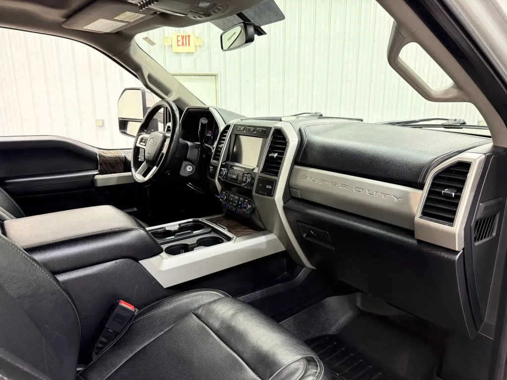 Ford F-350 photo 14