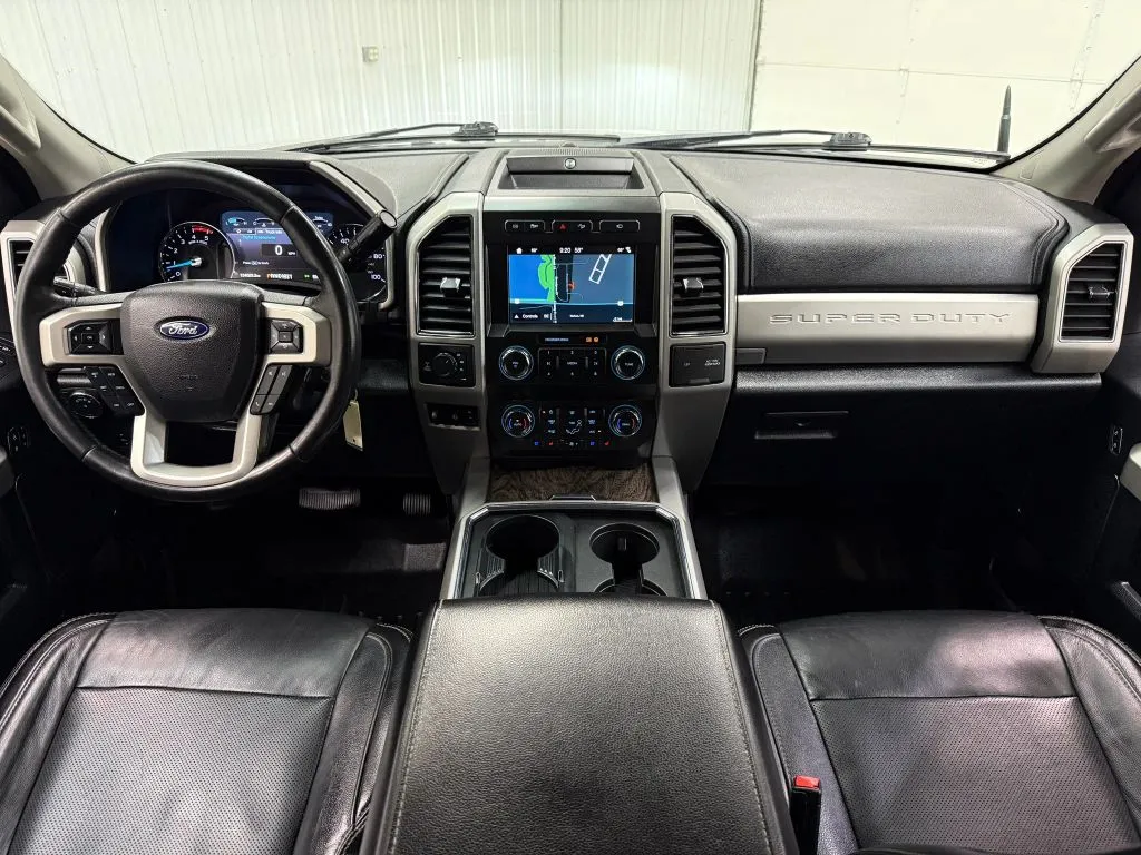 Ford F-350 photo 13