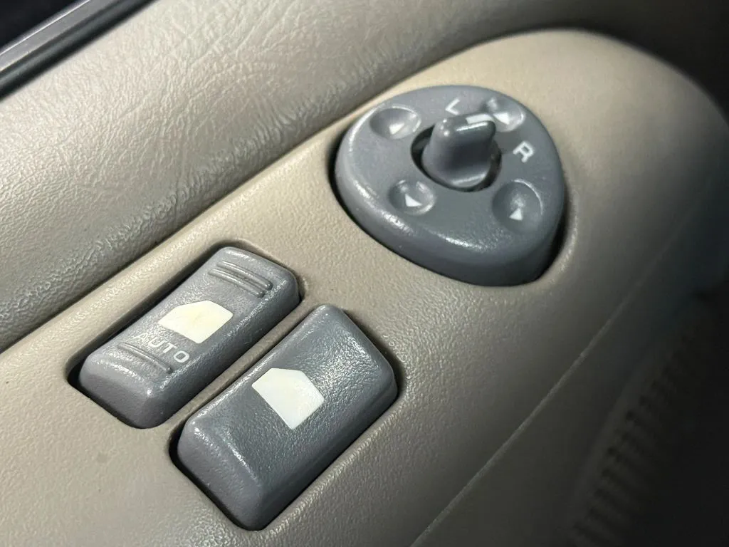 Chevrolet Astro Passenger photo 25