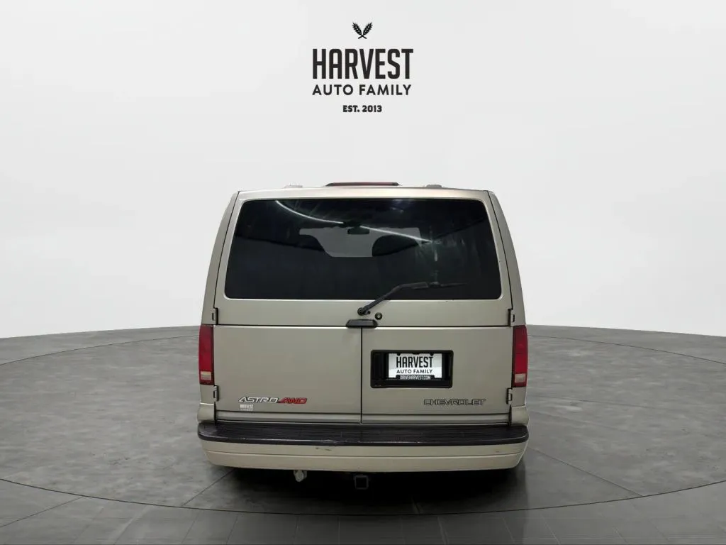 Chevrolet Astro Passenger photo 5