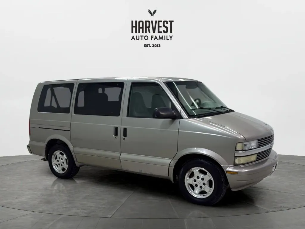 Chevrolet Astro Passenger photo 9