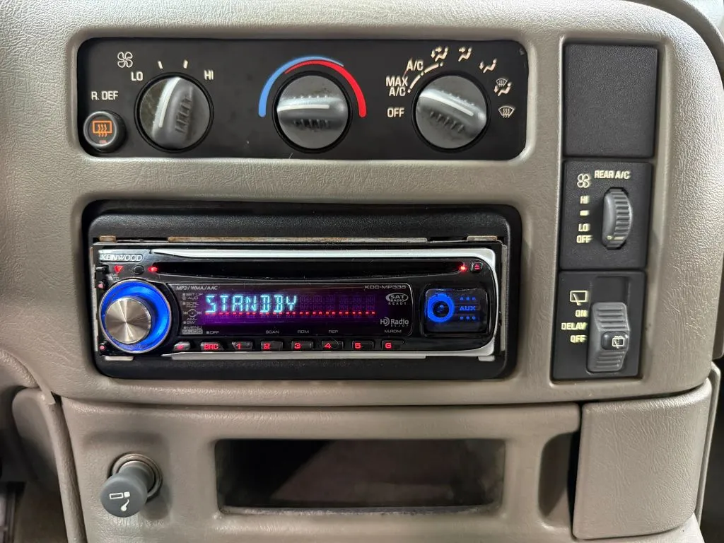 Chevrolet Astro Passenger photo 22