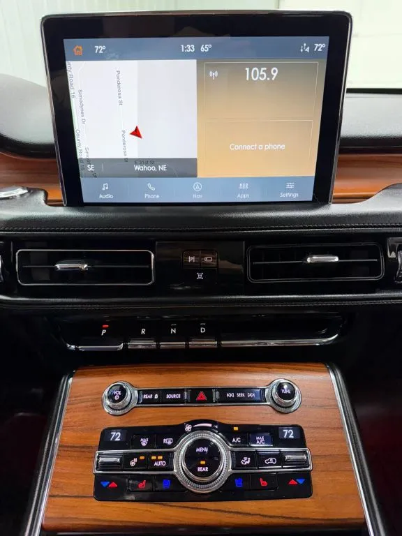 Lincoln Aviator photo 27