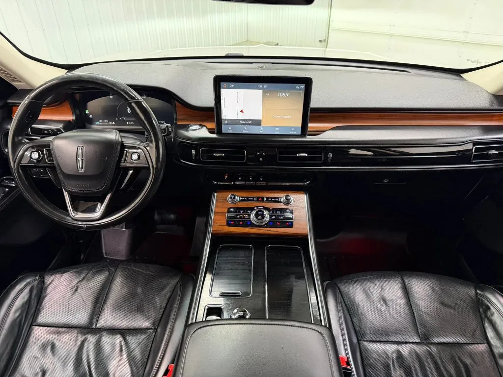 Lincoln Aviator photo 13