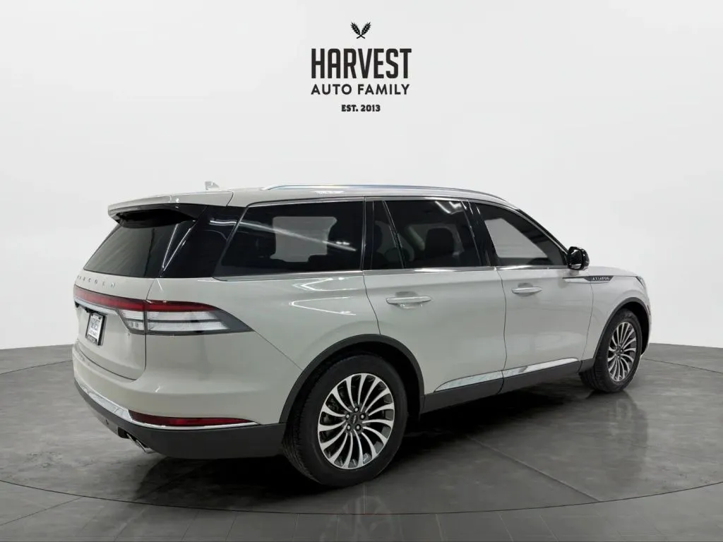Lincoln Aviator photo 7