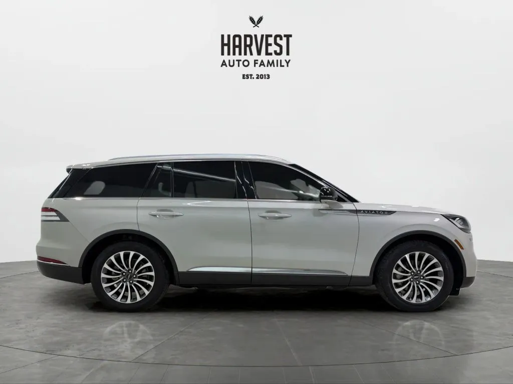 Lincoln Aviator photo 8