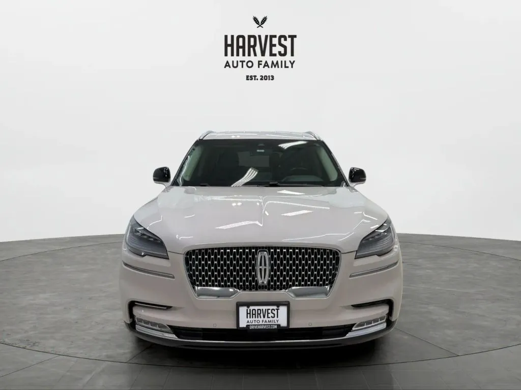 Lincoln Aviator photo 11