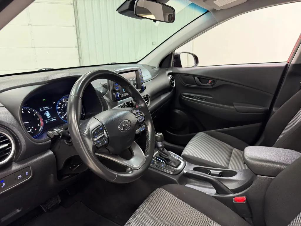 Hyundai Kona photo 12