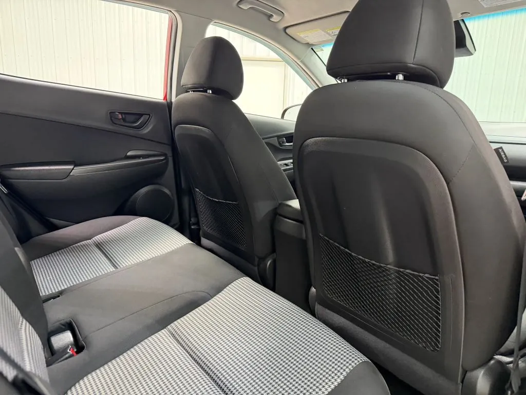 Hyundai Kona photo 18