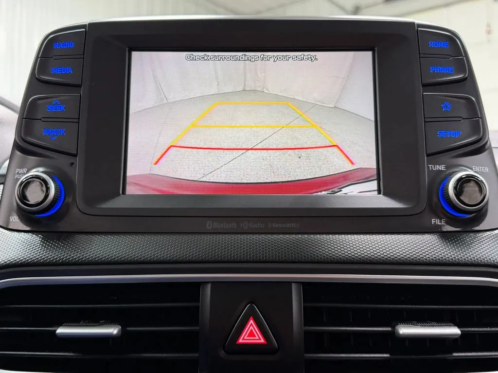 Hyundai Kona photo 24