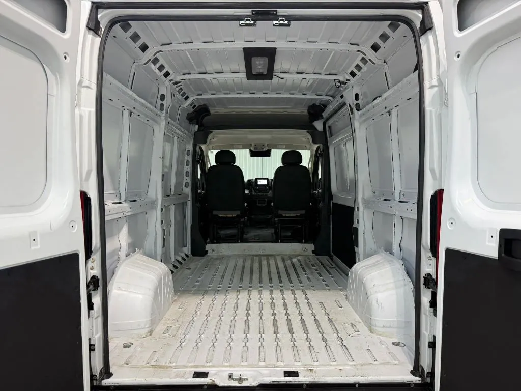 Ram Cargo Van photo 26