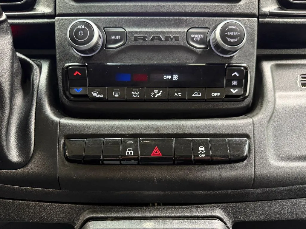 Ram Cargo Van photo 22