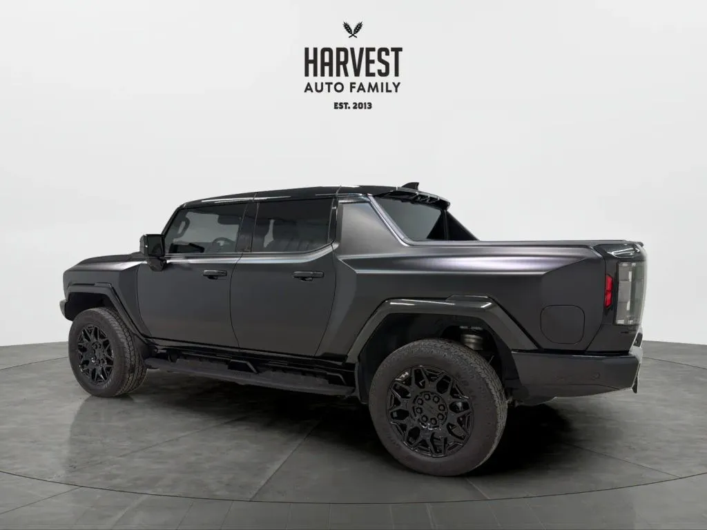 GMC Hummer EV Pickup photo 3