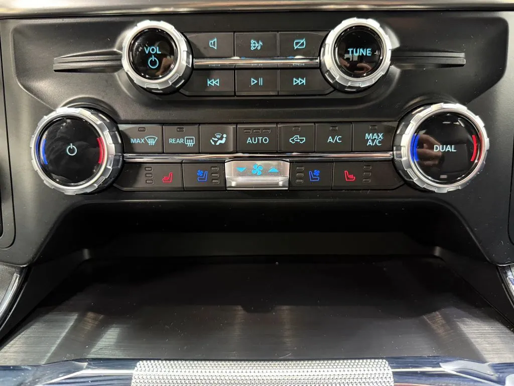 Ford F-150 photo 24