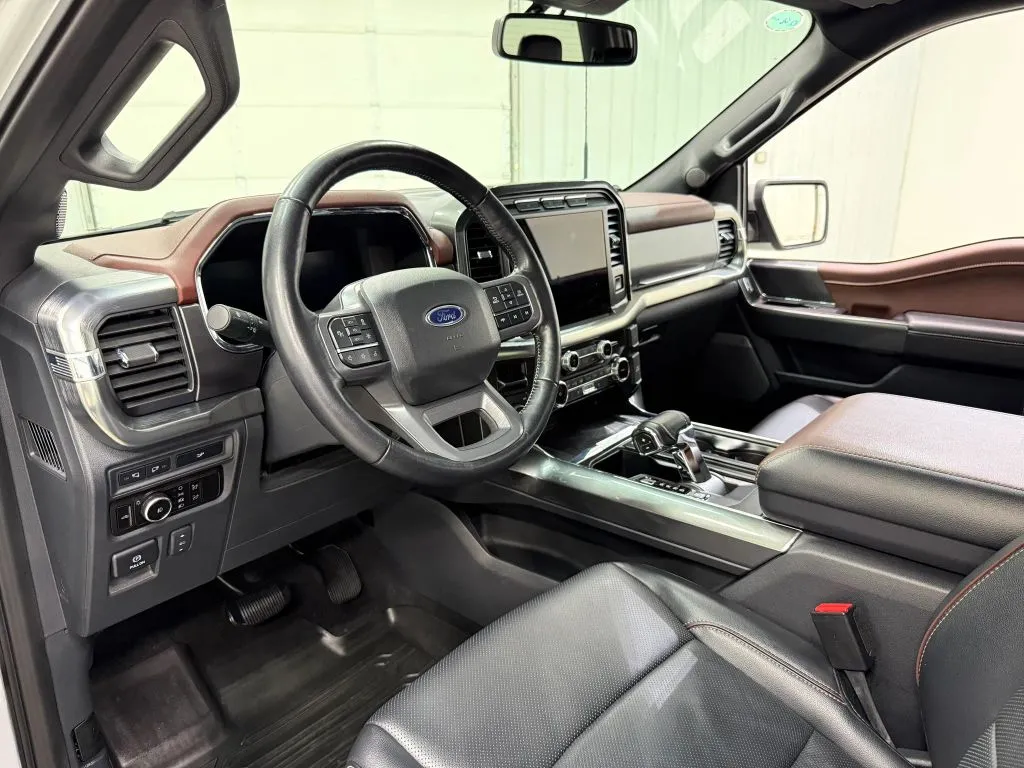 Ford F-150 photo 12