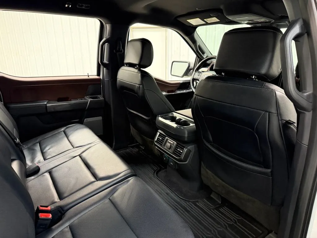 Ford F-150 photo 17
