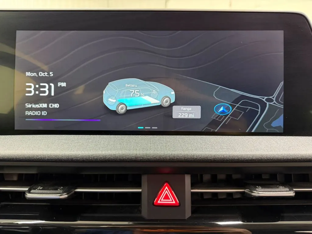 Kia EV6 photo 24