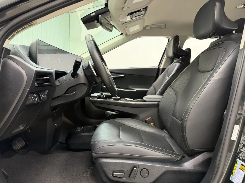 Kia EV6 photo 15