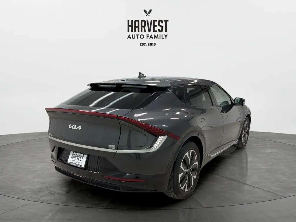 Kia EV6 photo 6