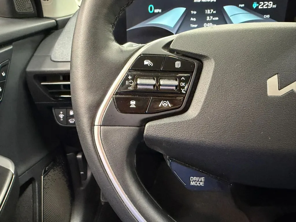 Kia EV6 photo 33