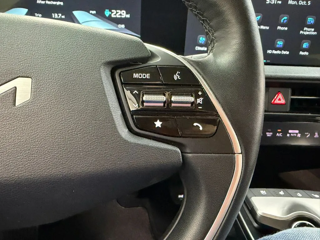 Kia EV6 photo 34