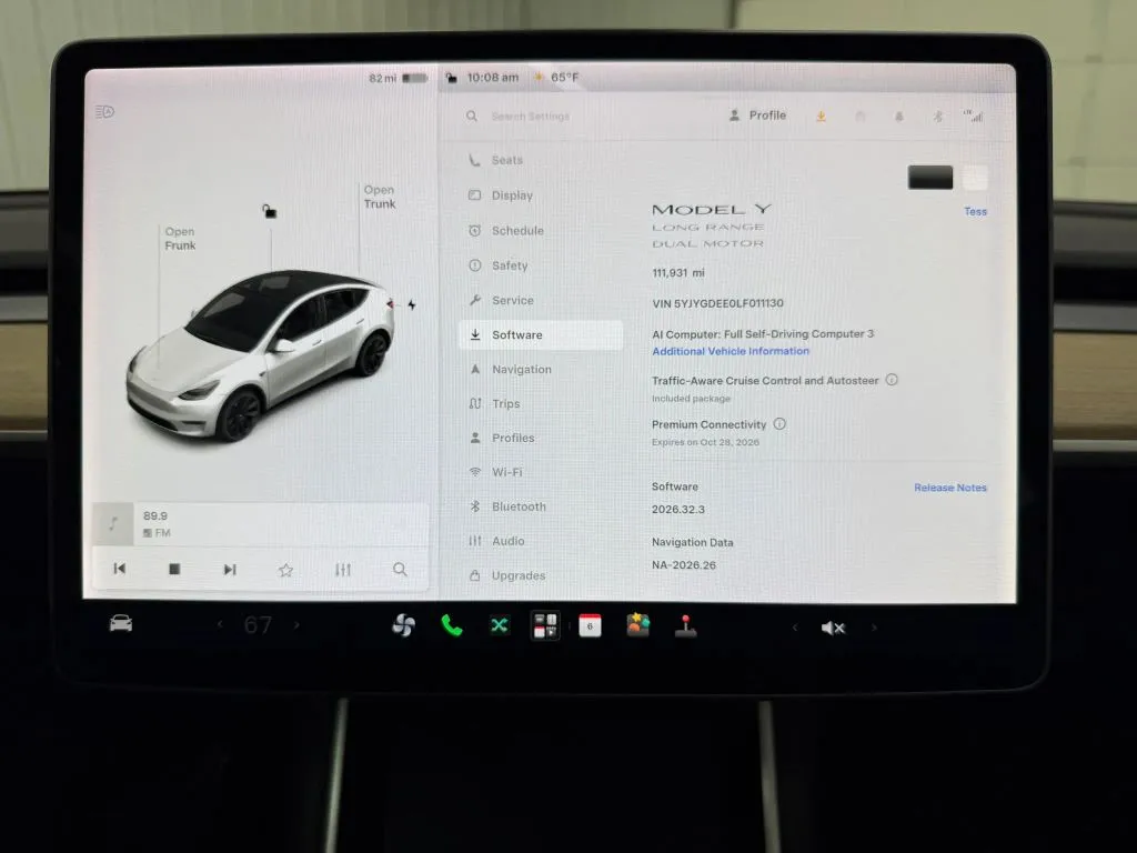 Tesla Model Y photo 21